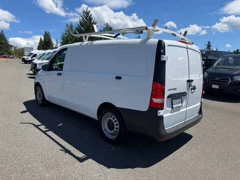 Used 2017 Mercedes-Benz Metris w/ Safety Package image 5