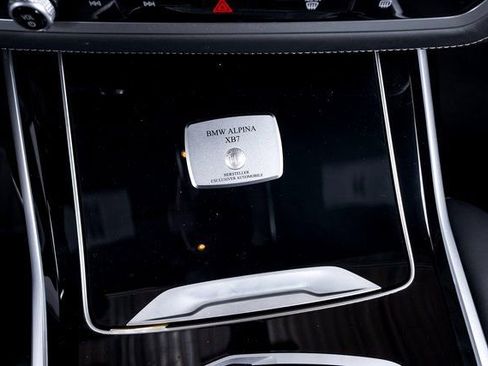 Used 2025 BMW ALPINA XB7 image 53