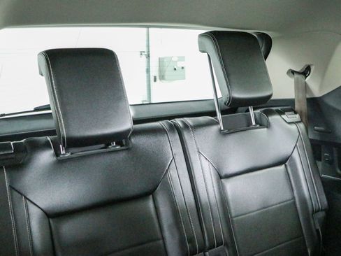 Used 2022 Volkswagen Atlas SE FWD image 29