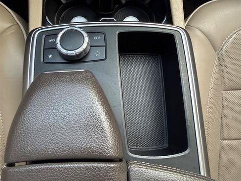 Used 2012 Mercedes-Benz ML 350 BlueTEC 4MATIC image 48