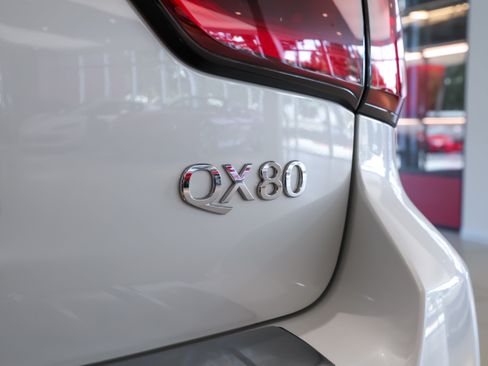 Used 2022 INFINITI QX80 Premium Select w/ Cargo Package AWD/4WD image 29