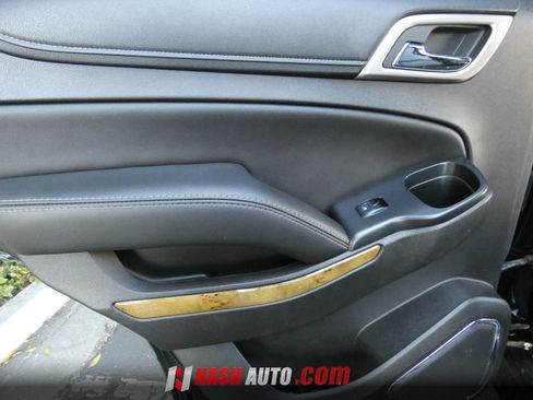 Used 2017 GMC Yukon Denali w/ Open Road Package RWD image 39