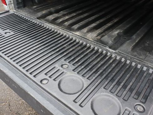 Used 2018 Nissan Titan PRO-4X image 31