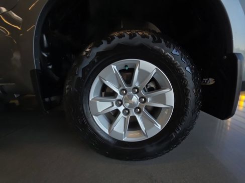Certified 2023 Chevrolet Silverado 1500 LT AWD/4WD image 26