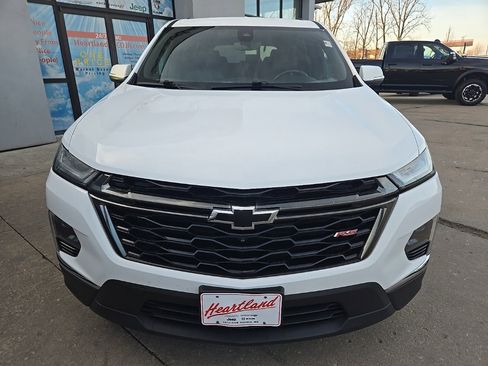 Used 2022 Chevrolet Traverse RS image 15