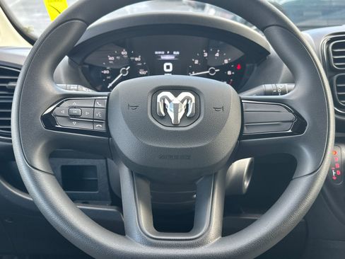 Used 2025 RAM ProMaster 2500 w/ Storage Group image 20