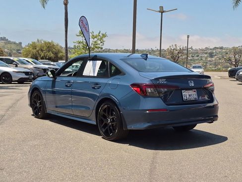 Used 2025 Honda Civic Sport image 3