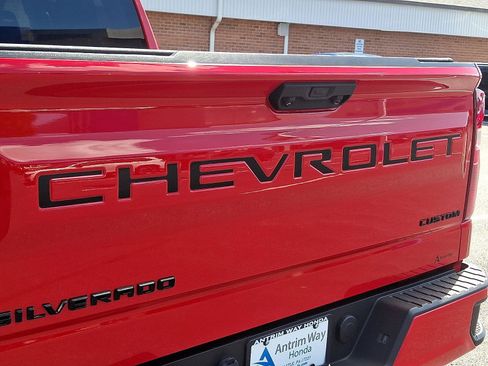 Used 2022 Chevrolet Silverado 1500 Custom w/ LPO, Dark Essentials Package AWD/4WD image 30