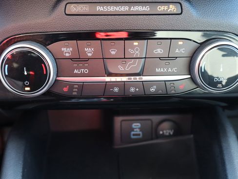 Used 2022 Ford Escape SE w/ Convenience Package image 21