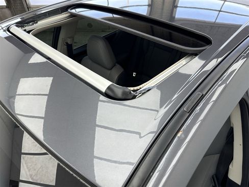 Used 2022 Subaru Legacy Limited image 41