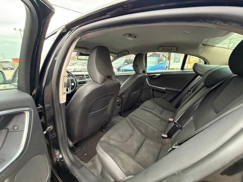 Used 2013 Volvo S60 T5 FWD image 17