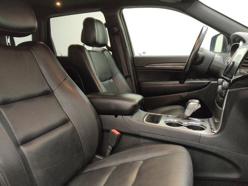 Used 2020 Jeep Grand Cherokee Limited RWD image 21