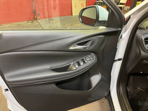 Used 2025 Buick Encore GX Preferred image 20