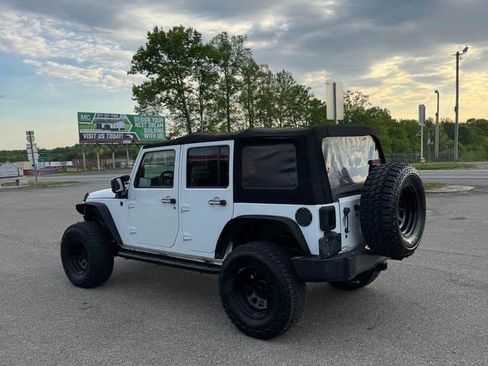 Used 2015 Jeep Wrangler Unlimited Sport AWD/4WD image 4