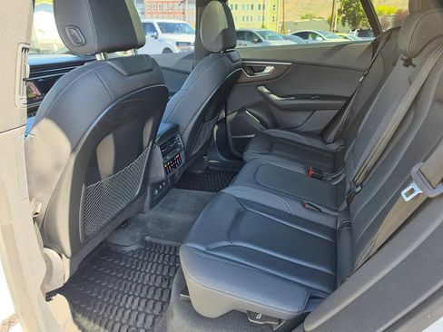 Used 2019 Audi Q8 Prestige AWD/4WD image 22