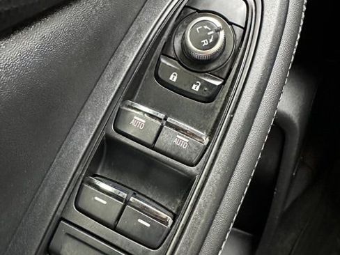 Used 2022 Subaru Forester Limited image 15