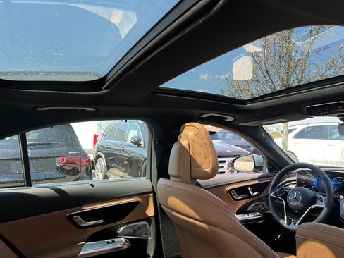 Certified 2025 Mercedes-Benz E 350 4MATIC Sedan image 19