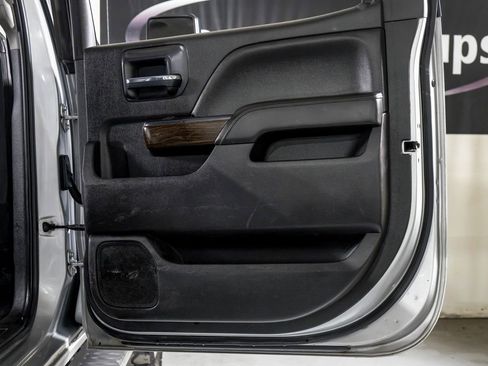 Used 2018 GMC Sierra 3500 Denali w/ Duramax Plus Package image 37