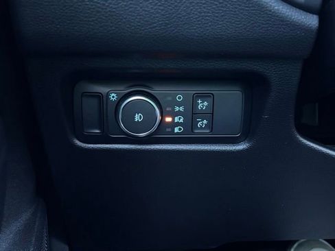 New 2025 Ford Ranger XLT w/ Equipment Group 301A High image 37