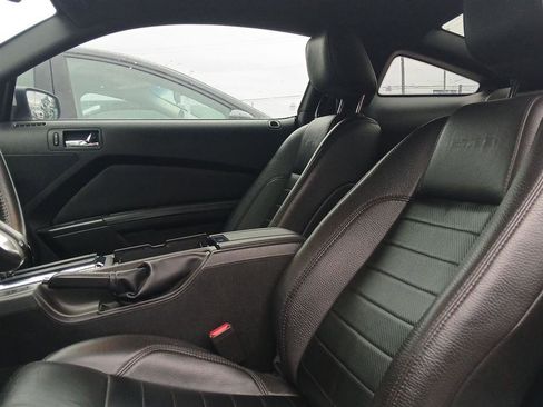 Used 2011 Ford Mustang GT Premium w/ 402A Rapid Spec Order Code image 8