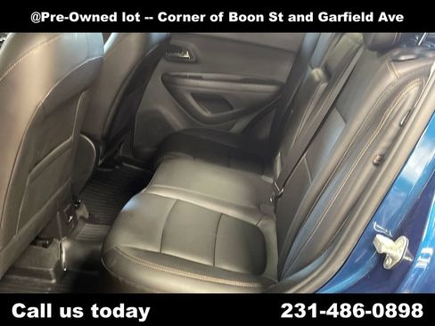 Used 2020 Chevrolet Trax Premier AWD/4WD image 28