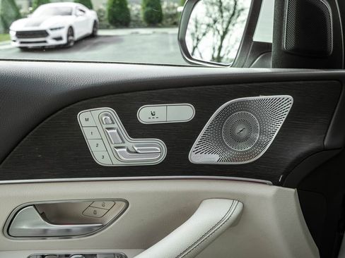 Used 2020 Mercedes-Benz GLE 350 4MATIC image 16