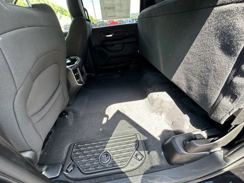 New 2026 RAM 1500 Express AWD/4WD image 34
