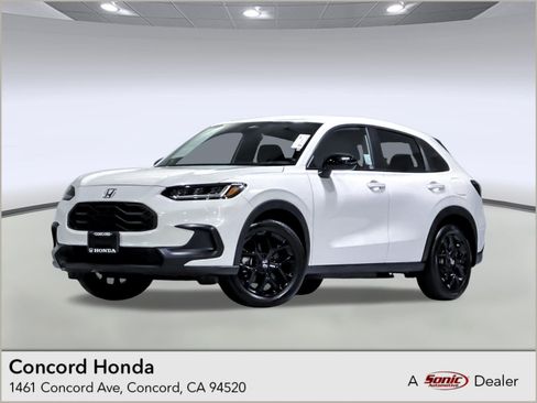 Used 2025 Honda HR-V Sport image 1