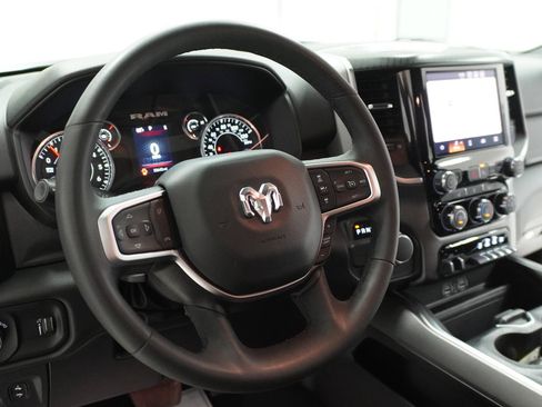 Used 2025 RAM 1500 Lone Star RWD image 7