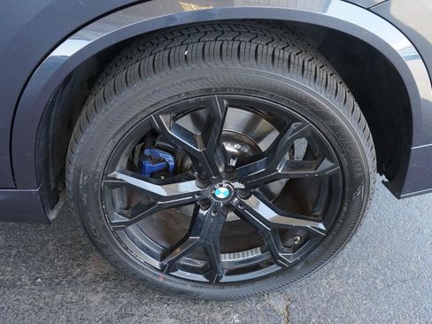 Used 2021 BMW X5 sDrive40i w/ M Sport Package RWD image 31