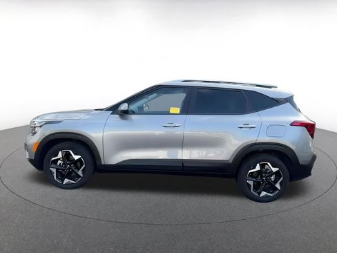 Used 2025 Kia Seltos S image 7