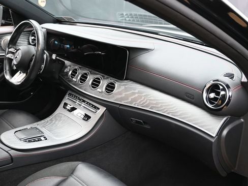 Used 2023 Mercedes-Benz E 53 AMG 4MATIC Sedan image 40