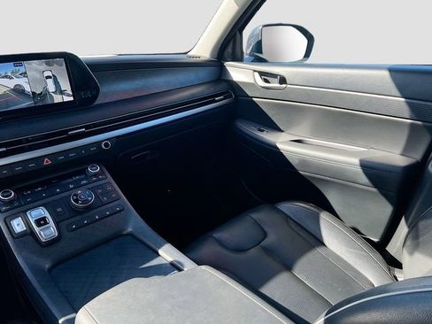 Used 2024 Hyundai Palisade Limited image 25