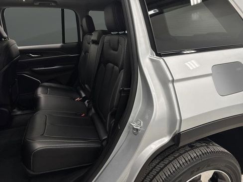 Used 2022 Jeep Grand Cherokee Limited 4xe image 38