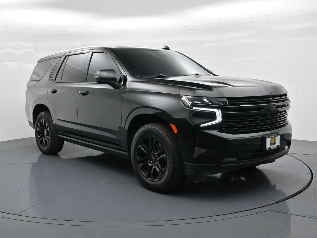Used 2023 Chevrolet Tahoe Premier w/ Advanced Technology Package AWD/4WD image 4