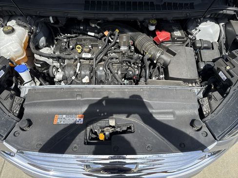 Used 2024 Ford Edge Titanium AWD/4WD image 19