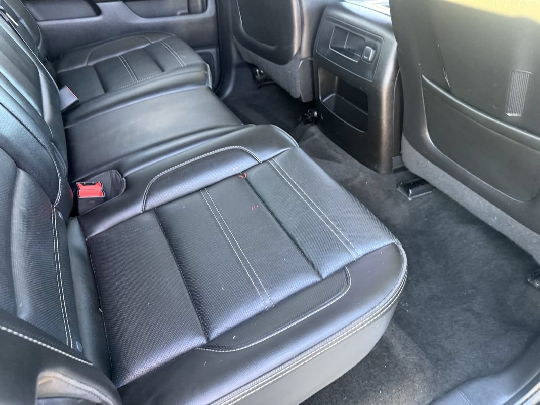 Used 2015 GMC Sierra 2500 Denali w/ Duramax Plus Package AWD/4WD image 19