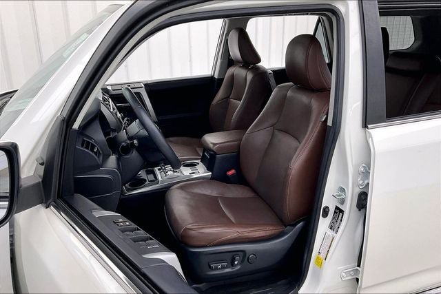 Used 2021 Toyota 4Runner Limited AWD/4WD image 8