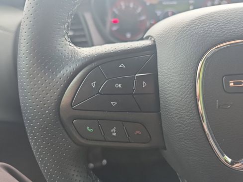 Used 2022 Dodge Challenger SXT w/ Plus Package image 21