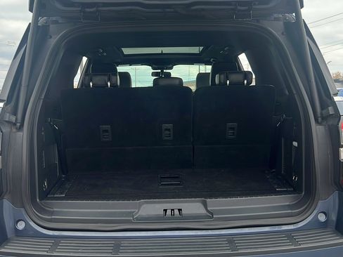 Used 2022 Ford Expedition Platinum image 37