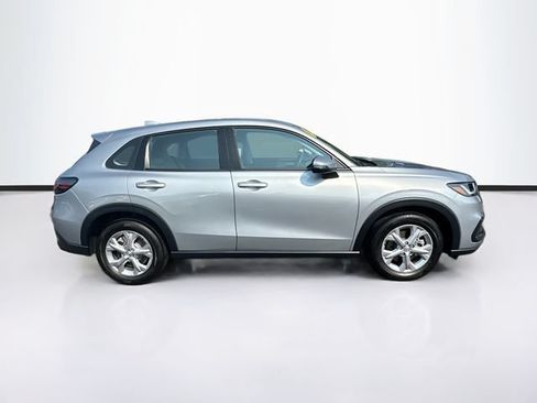 Certified 2025 Honda HR-V LX image 10