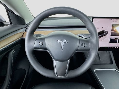 Used 2022 Tesla Model 3 Long Range AWD/4WD image 15