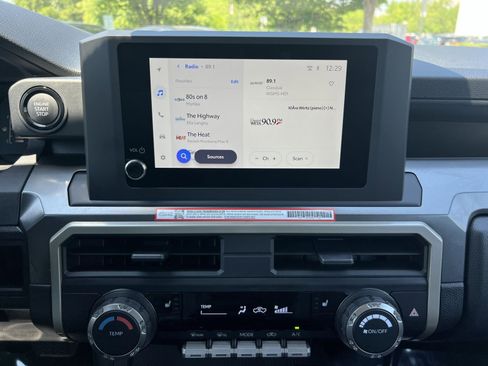 Used 2026 Toyota Tacoma SR5 AWD/4WD image 17