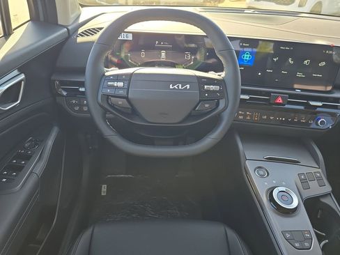 New 2026 Kia Sportage EX AWD/4WD image 14
