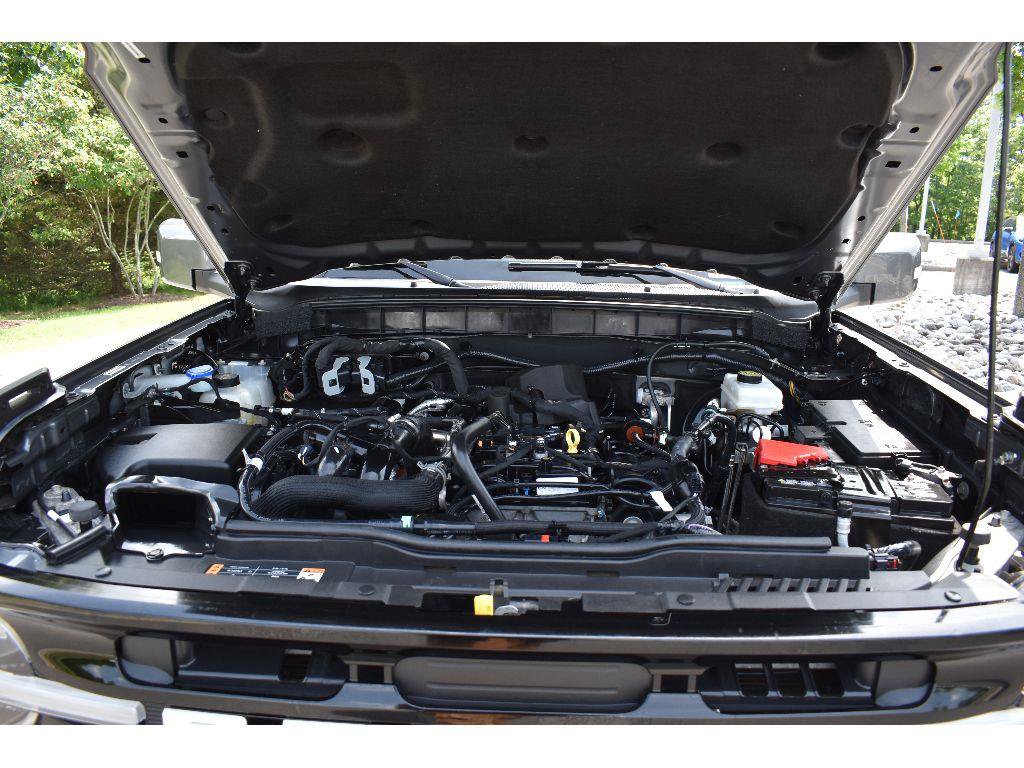 Used 2024 Ford Bronco Outer Banks AWD/4WD image 34