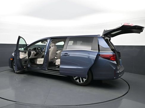 Used 2026 Honda Odyssey EX-L image 43