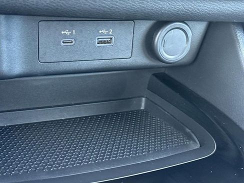 Certified 2023 Nissan Rogue SV image 18