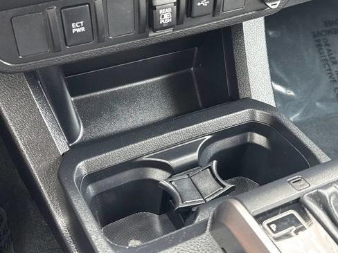 Used 2023 Toyota Tacoma SR5 AWD/4WD image 26