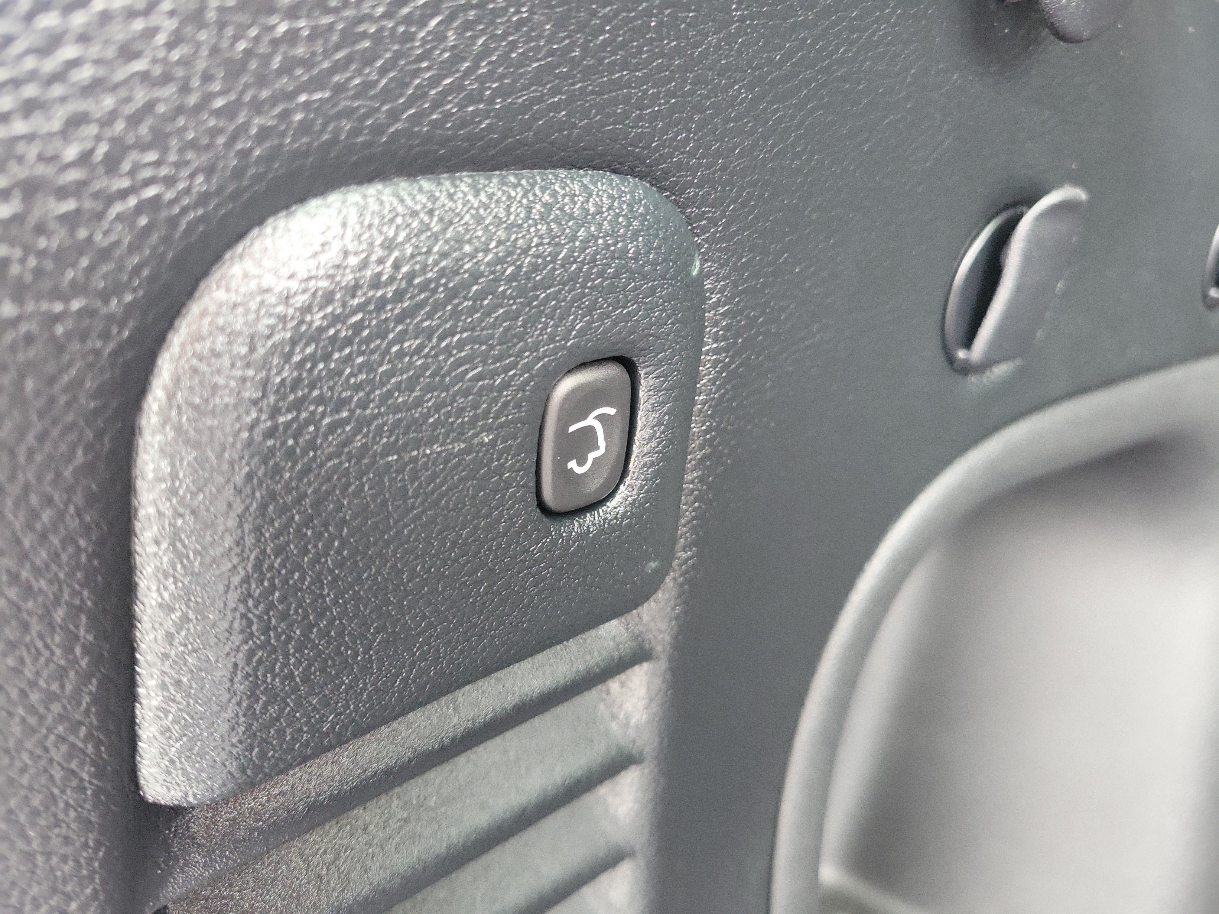 Used 2021 Jeep Grand Cherokee Limited AWD/4WD image 8
