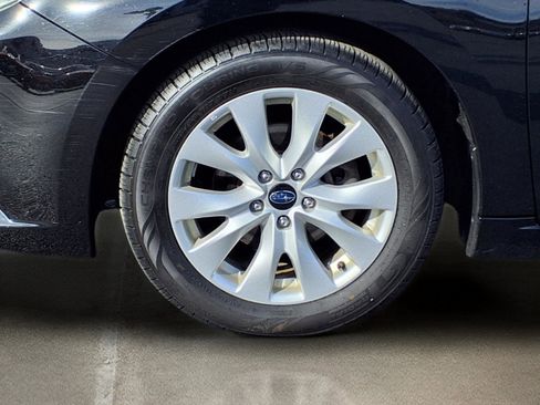 Used 2017 Subaru Legacy 2.5i Premium image 12
